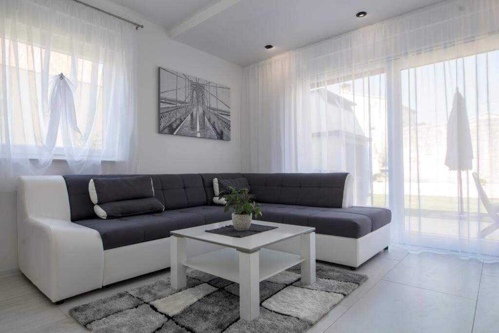 Holiday House Gavran Vodice Dış mekan fotoğraf
