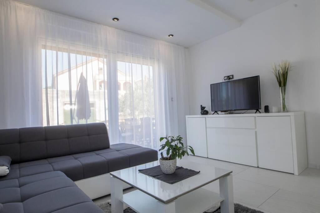Holiday House Gavran Vodice Dış mekan fotoğraf