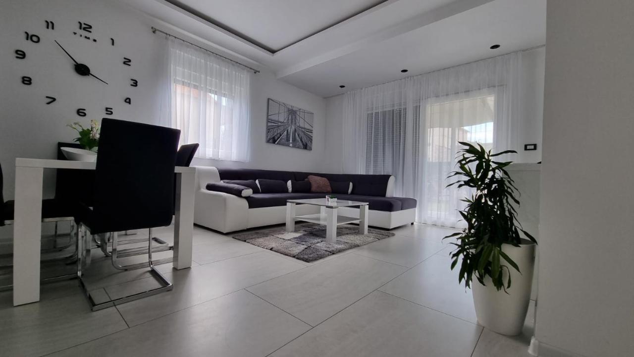 Holiday House Gavran Vodice Dış mekan fotoğraf